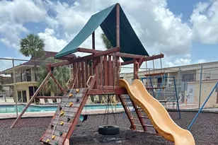 6631 SW 41st Pl, Davie, FL 33314 - Photo 4