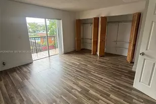 6631 SW 41st Pl, Davie, FL 33314 - Photo 16