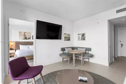 601 NE 1st St #3907, Miami, FL 33132 - Photo 6