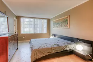 1501 NE 191st St, Miami, FL 33179 - Photo 6