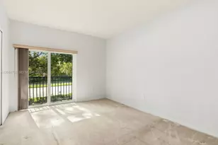 2245 NW 160th Terrace, Pembroke Pines, FL 33028 - Photo 20