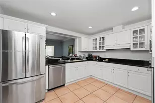 6209 Paradise Point Dr, Palmetto Bay, FL 33157 - Photo 28