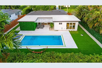 10658 NE 11th Ave, Miami Shores, FL 33138 - Photo 34