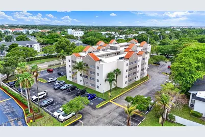 [Address not provided], Hialeah, FL 33015 - Photo 20