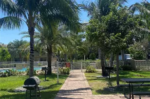 2900 NE 17th Ave, Pompano Beach, FL 33064 - Photo 26
