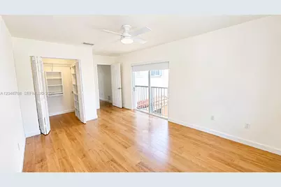 9805 NW 45th Ln, Doral, FL 33178 - Photo 6