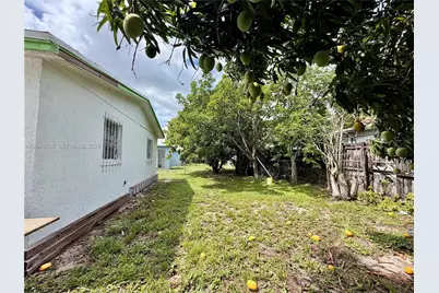 2141 NW 26th Ave, Fort Lauderdale, FL 33311 - Photo 12
