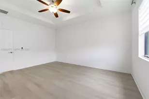8820 NW 103rd Ave, Doral, FL 33178 - Photo 22