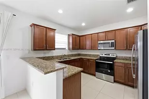 8820 NW 103rd Ave, Doral, FL 33178 - Photo 2