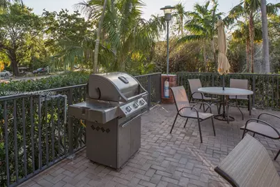 181 Crandon Blvd #301, Key Biscayne, FL 33149 - Photo 38
