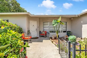 5045 SW 10th St, Margate, FL 33068 - Photo 6