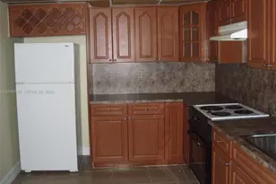 6980 NW 186th St, Hialeah, FL 33015 - Photo 8