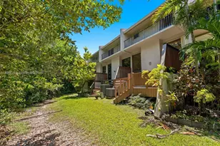 2525 NE 135th St, North Miami, FL 33181 - Photo 14