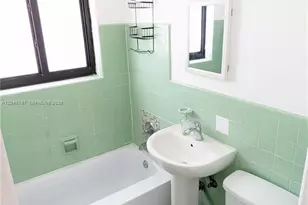 811 81st St, Miami Beach, FL 33141 - Photo 4