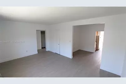 811 81st St #2, Miami Beach, FL 33141 - Photo 8