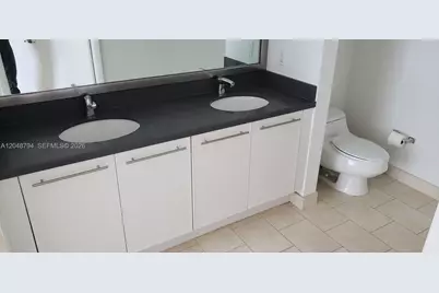 90 SW 3rd St #3710, Miami, FL 33130 - Photo 10
