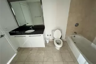 90 SW 3rd St, Miami, FL 33130 - Photo 16