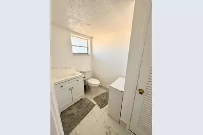 950 Hillcrest Dr #109, Hollywood, FL 33021 - Photo 8