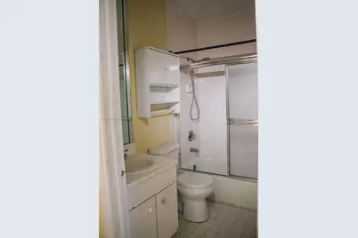 16102 NW 22nd St, Pembroke Pines, FL 33028 - Photo 10