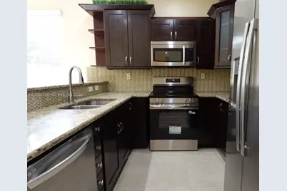 16102 NW 22nd St, Pembroke Pines, FL 33028 - Photo 2