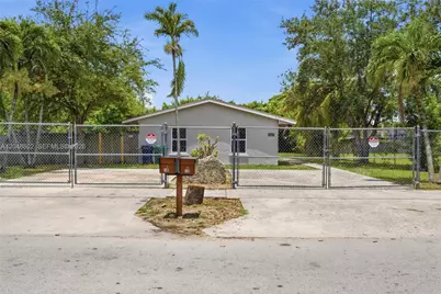 26410 SW 138th Ct, Homestead, FL 33032 - Photo 1