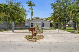 26410 SW 138th Ct, Homestead, FL 33032 - Photo 1