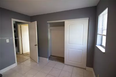 825 SW 10th St #C, Hallandale Beach, FL 33009 - Photo 6