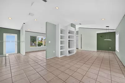 16430 SW 107th Ct, Miami, FL 33157 - Photo 10