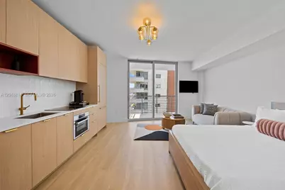 90 NE 32nd Street #914, Miami, FL 33137 - Photo 8