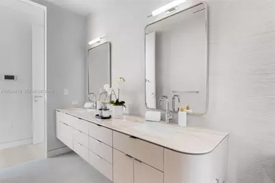 4504 Sheridan Ave, Miami Beach, FL 33140 - Photo 24