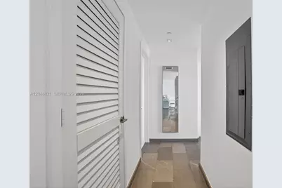 68 SE 6th St #3710, Miami, FL 33131 - Photo 22