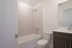 2411 SE 10th St, Homestead, FL 33035 - Photo 28