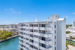 7118 Bonita Dr, Miami Beach, FL 33141 - Photo 30