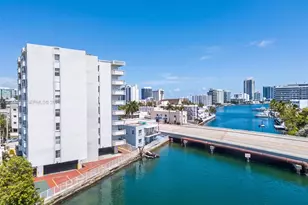 7118 Bonita Dr, Miami Beach, FL 33141 - Photo 28