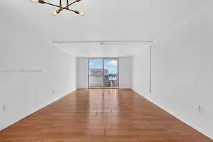 7118 Bonita Dr, Miami Beach, FL 33141 - Photo 8