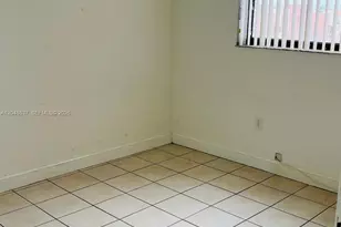 8075 NW 7th St, Miami, FL 33126 - Photo 6