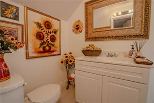 19702 NW 84th Pl, Hialeah, FL 33015 - Photo 42