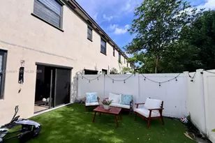 10939 W 32nd Ln, Hialeah, FL 33018 - Photo 22