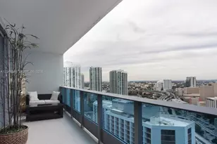 200 Biscayne Blvd Way, Miami, FL 33131 - Photo 6