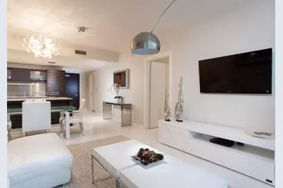 200 Biscayne Boulevard Way #3209, Miami, FL 33131 - Photo 2