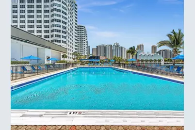 801 Brickell Bay Dr #365, Miami, FL 33131 - Photo 10