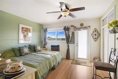 1000 SW 11 Ave #17E, Hallandale Beach, FL 33009 - Photo 12