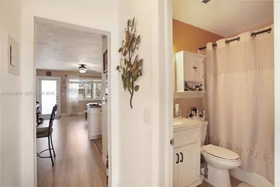 1000 SW 11 Ave #17E, Hallandale Beach, FL 33009 - Photo 14