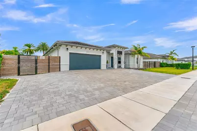 21100 SW 127th Pl, Miami, FL 33177 - Photo 2