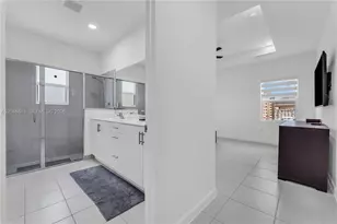 21100 SW 127th Pl, Miami, FL 33177 - Photo 14