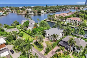113 Holiday Dr, Hallandale Beach, FL 33009 - Photo 10