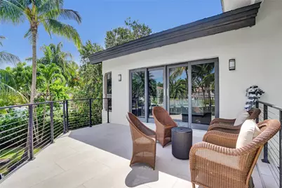113 Holiday Dr, Hallandale Beach, FL 33009 - Photo 38