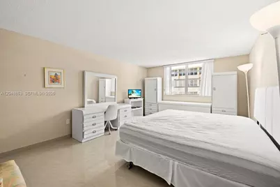 1833 S Ocean Dr #911, Hallandale Beach, FL 33009 - Photo 12