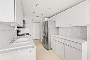 1833 S Ocean Dr, Hallandale Beach, FL 33009 - Photo 6