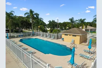 1112 W 13th Sq, Vero Beach, FL 32960 - Photo 2